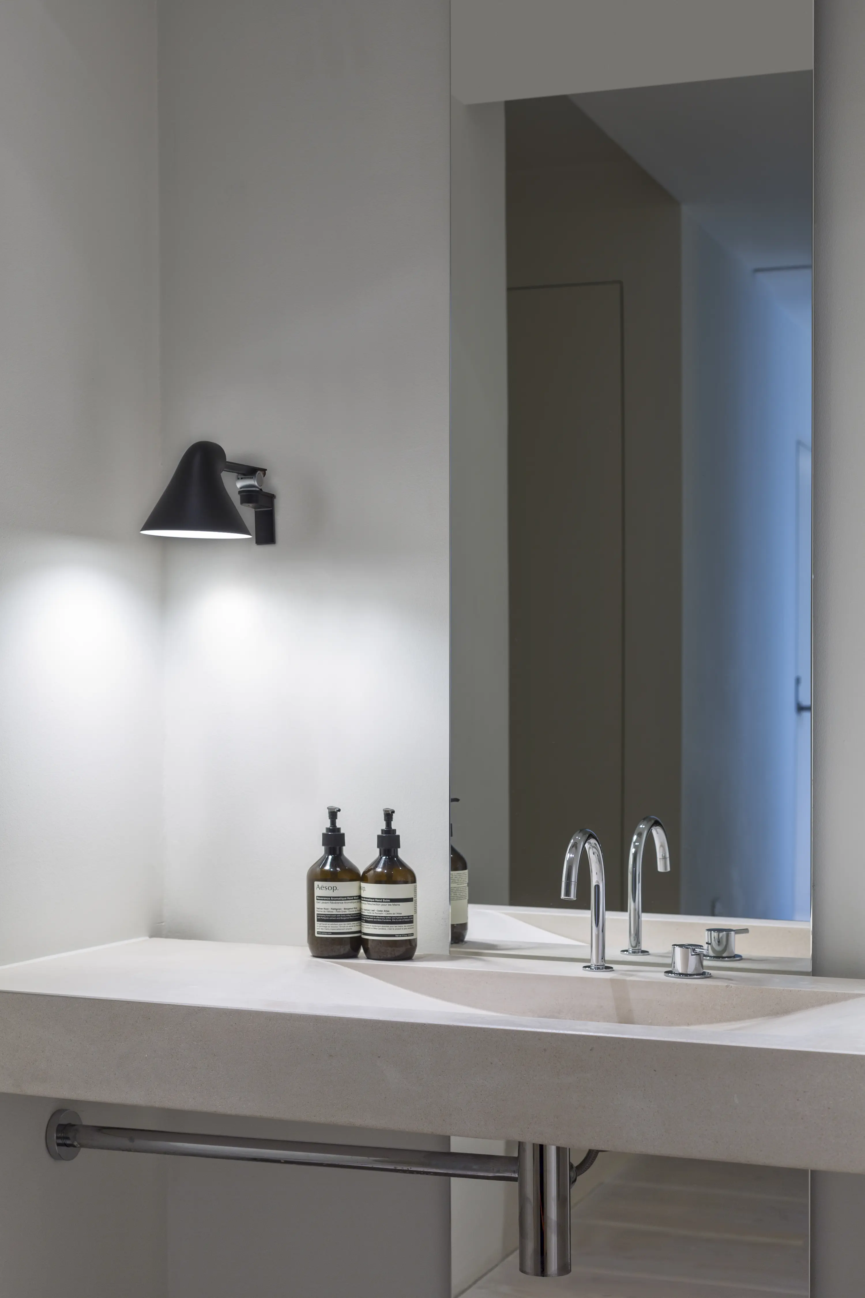 NJP Wall Lamp